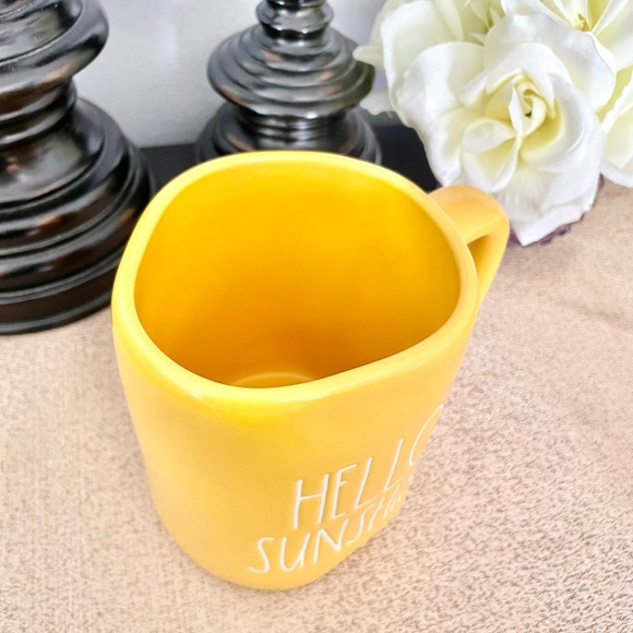 🆕Rae Dunn HELLO SUNSHINE Ceramic Mug - Picture 2 of 2